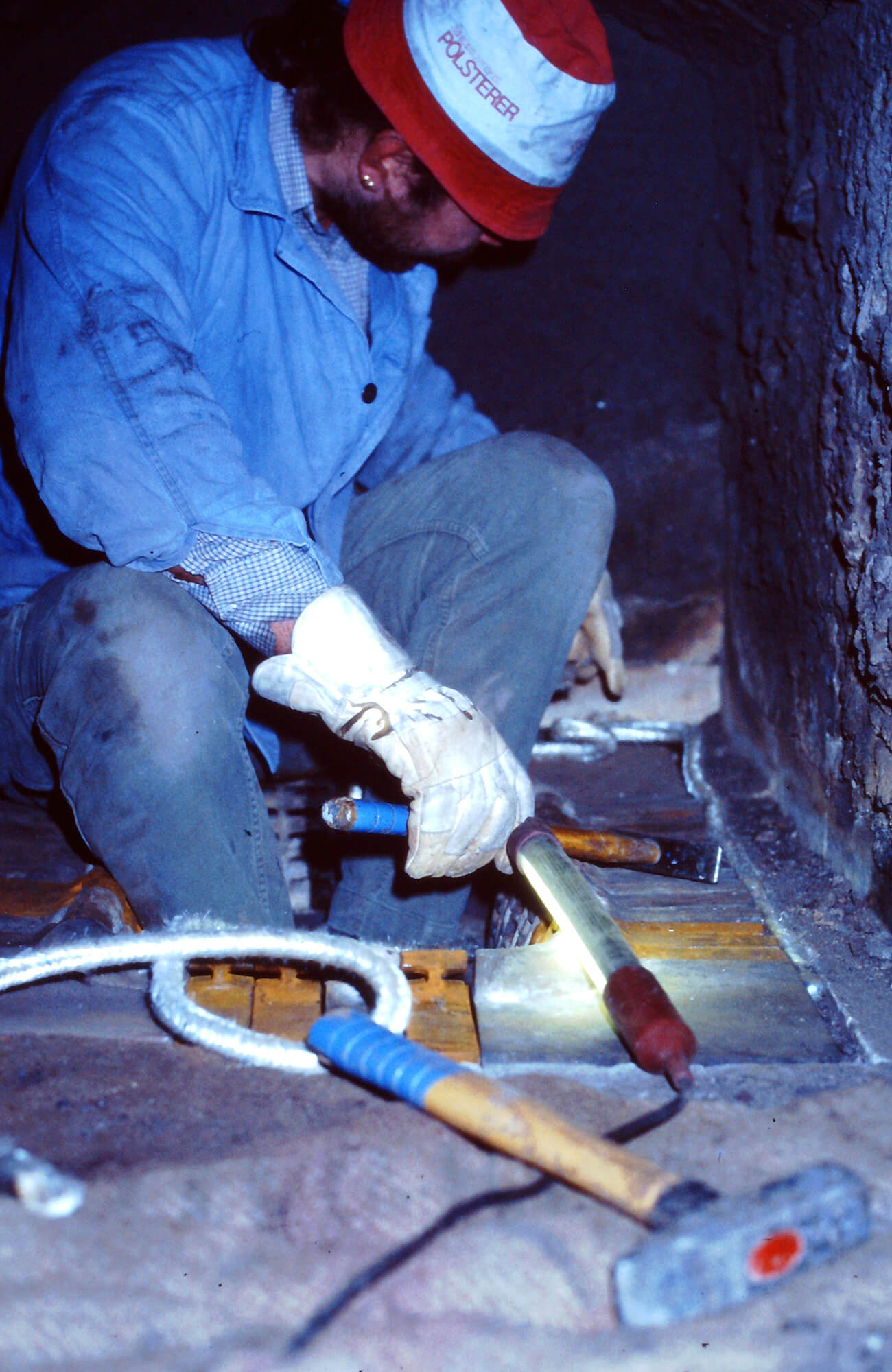 aufbau-hackgutheizung-pram-1990